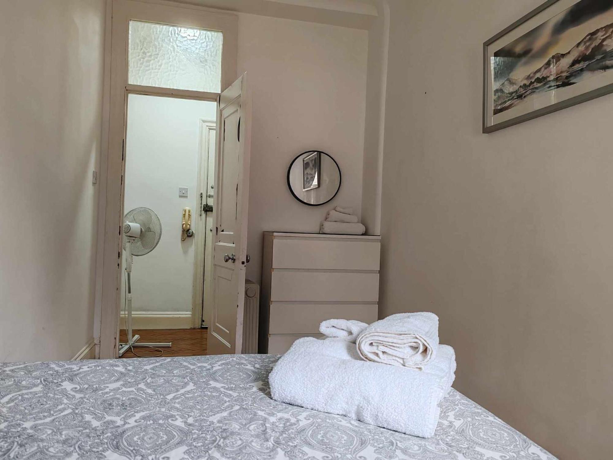 One Bedroom Apartment By Bayswater, Hyde Park Londres Exterior foto